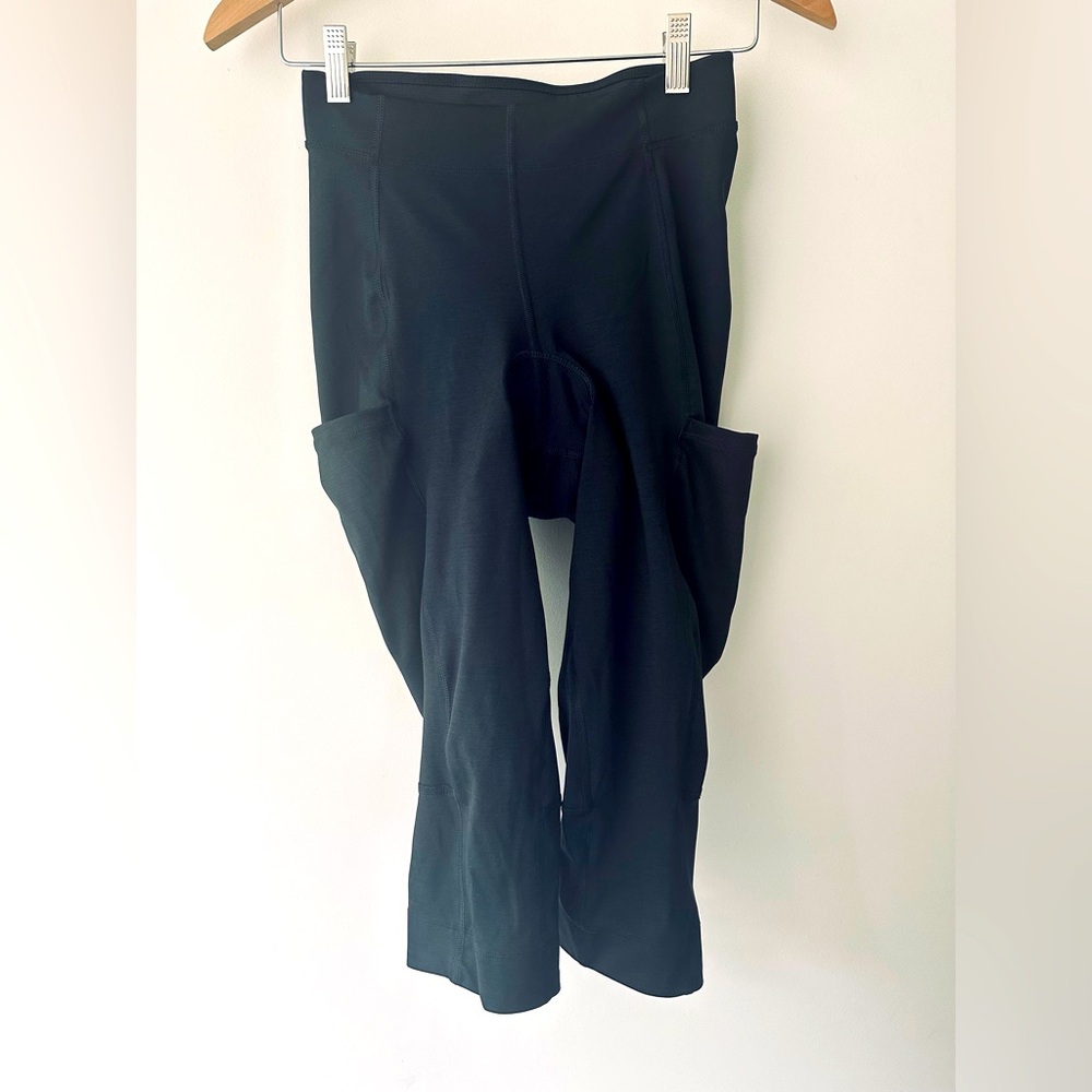 REI | Size M | Black Junction Padded Cycling 3/4 Tights